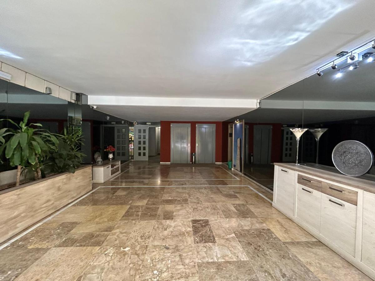 Apartamento-duplex De Lujo En Marbella, Dunas De Artola Appartement *